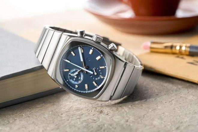 尚色彩的碰撞经典壳形与时(图3) 尚色彩的碰撞经典壳形与时(图3)